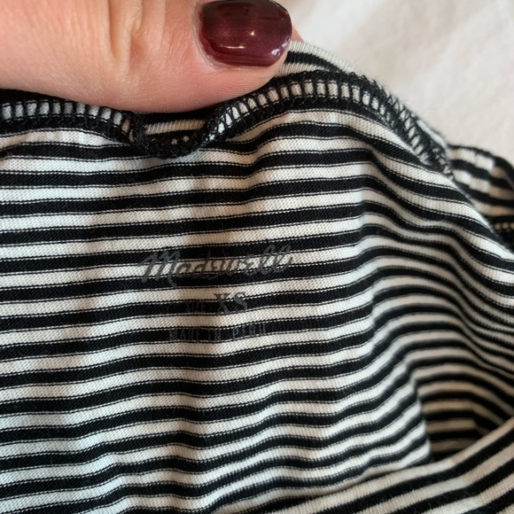 Madewell Knot-front Tee in Stripe - Picture 6 of 7